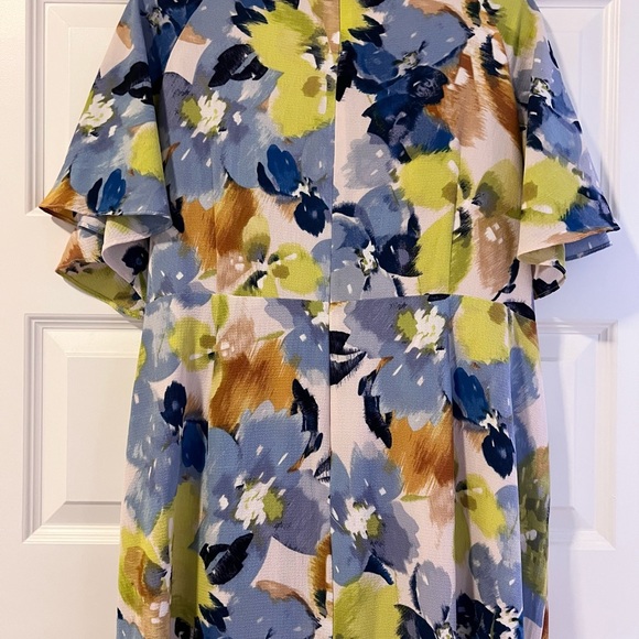 Maggy London Flutter Sleeve MIDI Dress - Picture 3 of 6